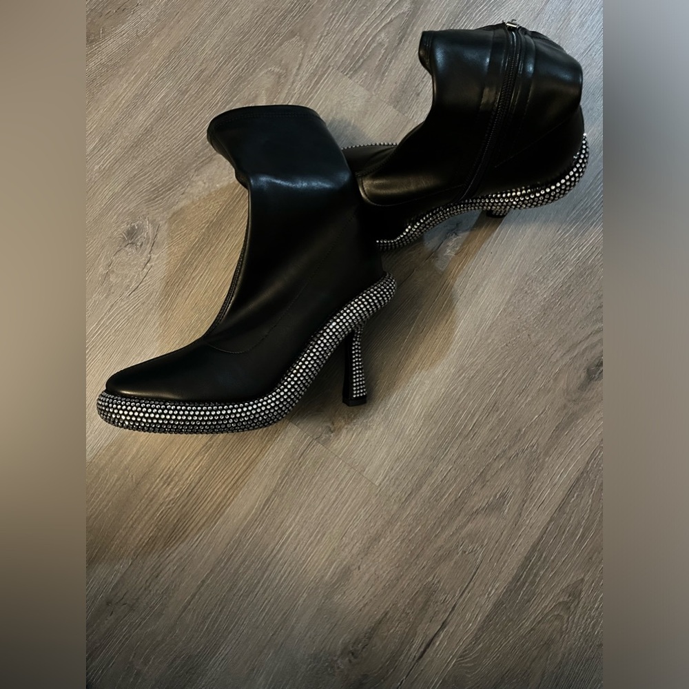 Azalea Wang Boots, black, Women’s Size 8